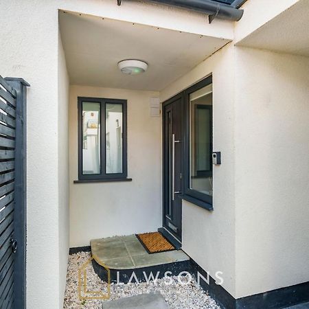 Cosy Living By Lawsons Apartment Уиндзор Екстериор снимка