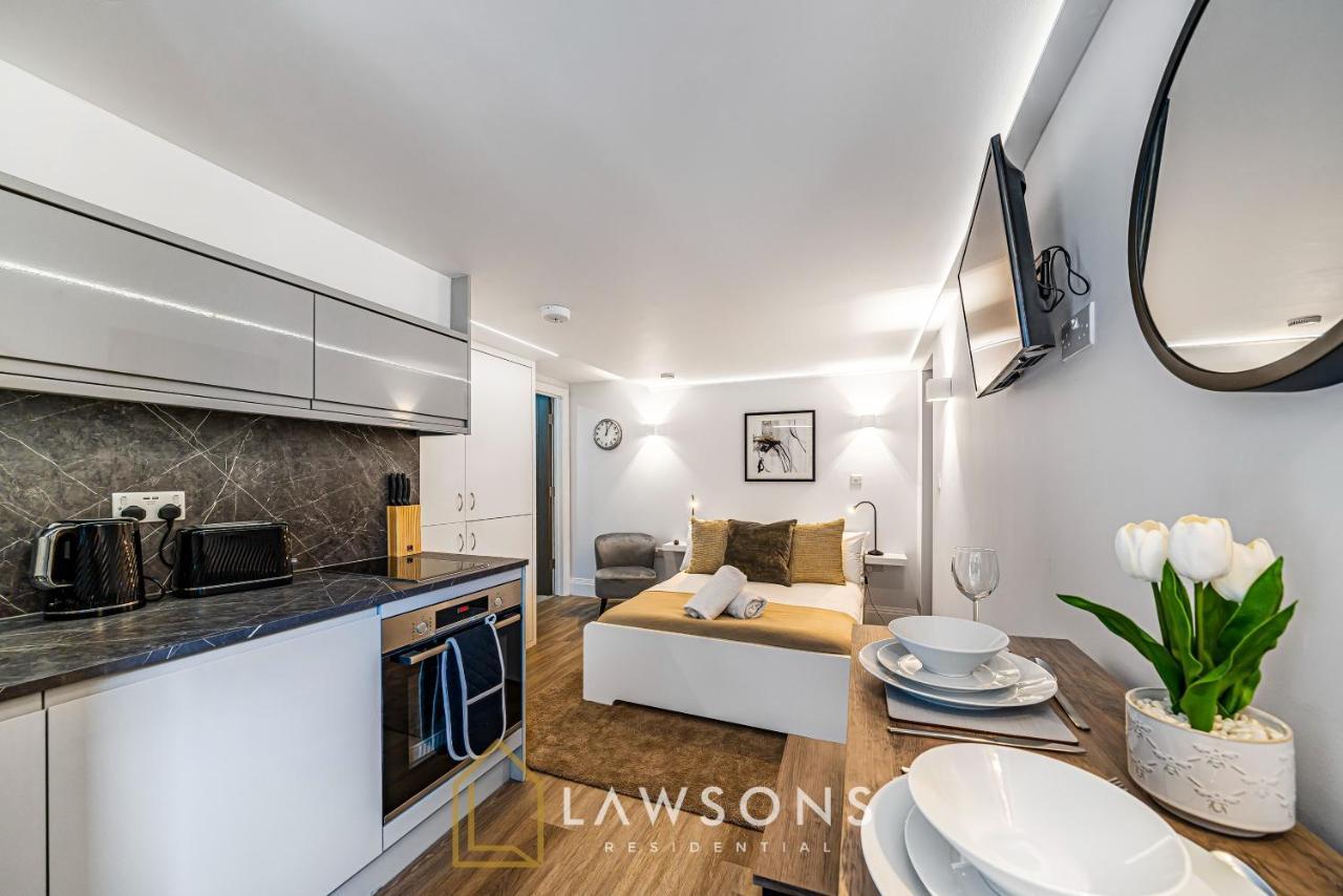 Cosy Living By Lawsons Apartment Уиндзор Екстериор снимка